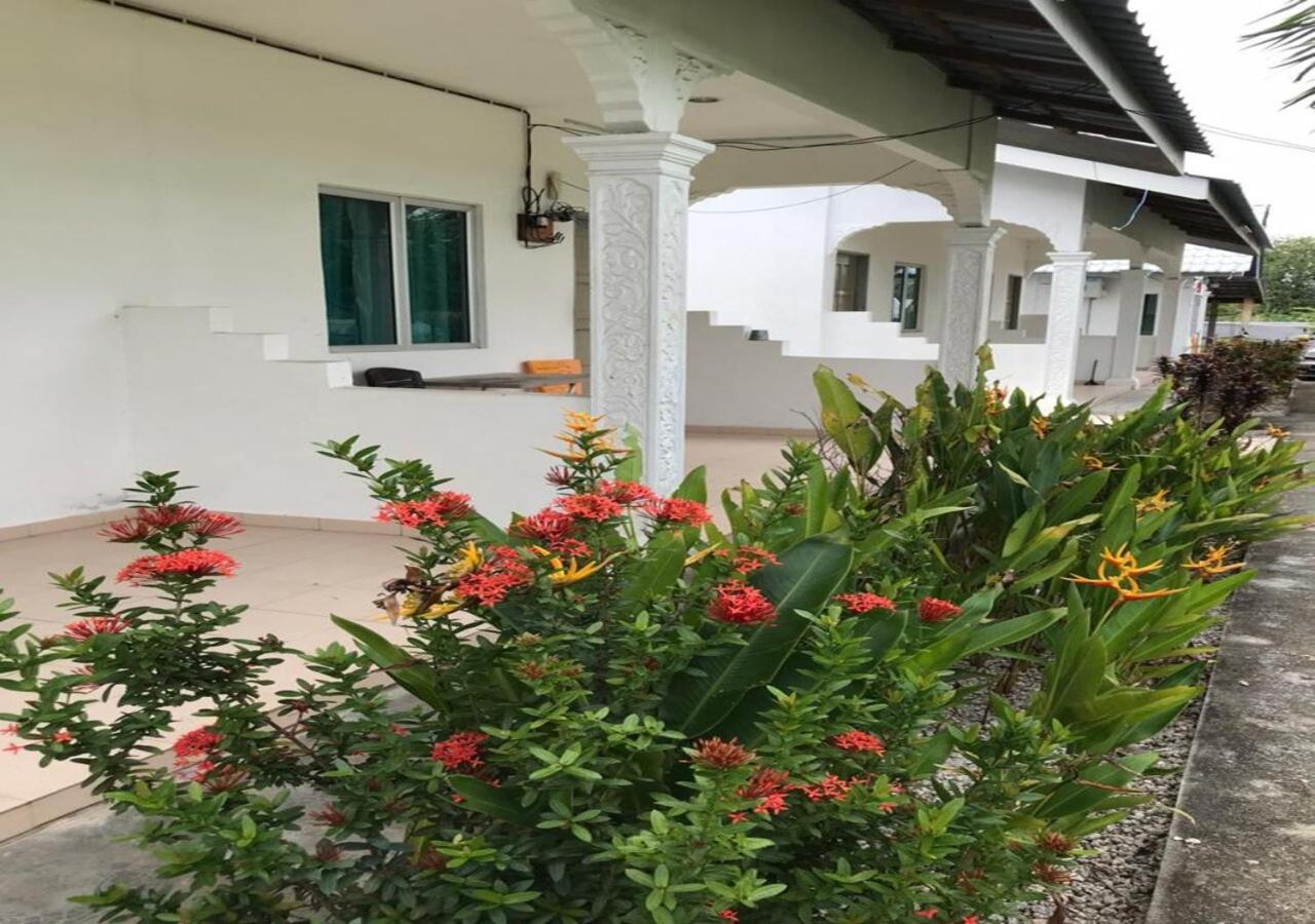 Alpha Motel Pantai Cenang  Ngoại thất bức ảnh